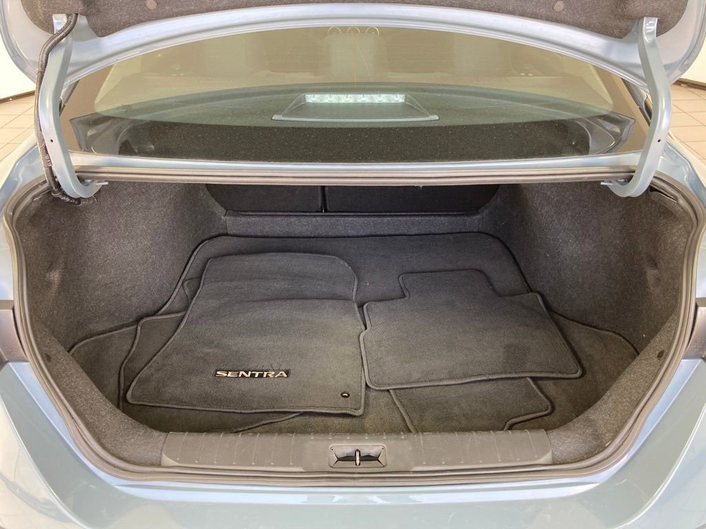 Used 2024 Nissan Sentra SV image 23