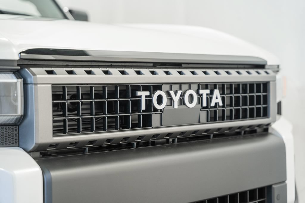 New 2027 Toyota Land Cruiser AWD/4WD image 9