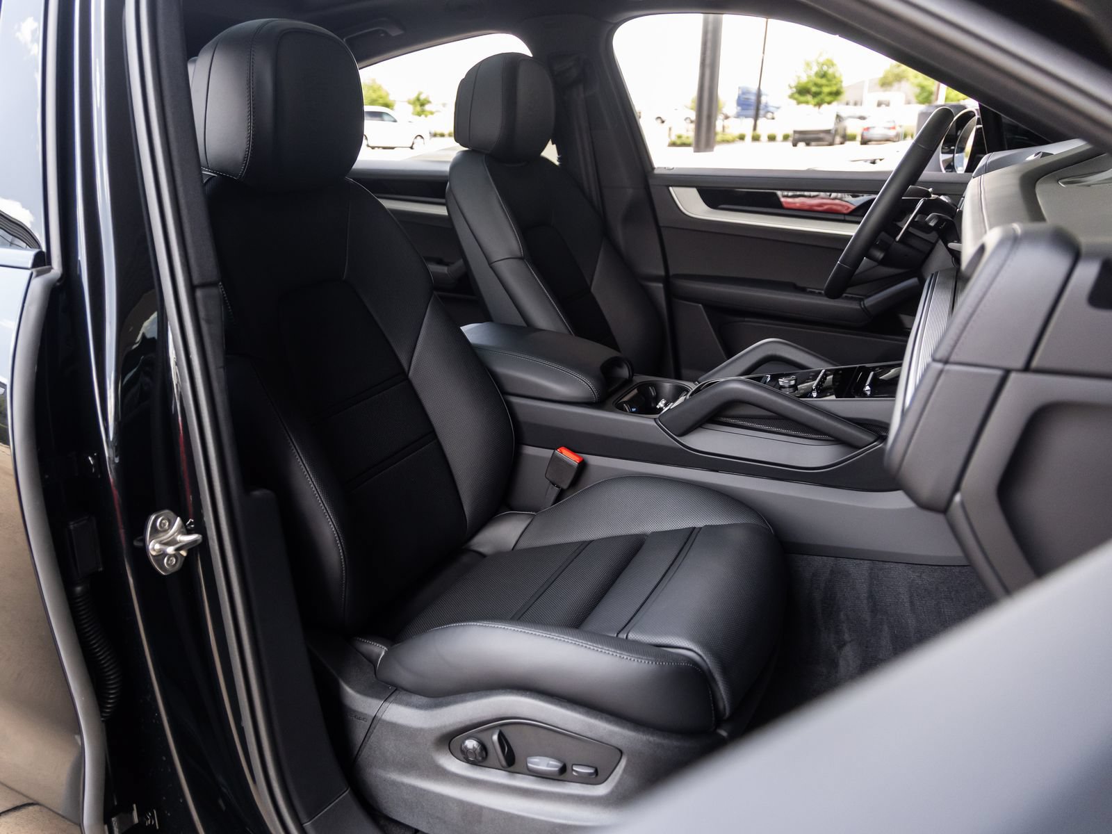 New 2026 Porsche Cayenne S AWD/4WD image 46