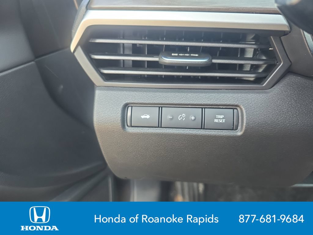 Used 2023 Nissan Altima 2.5 SV FWD image 29