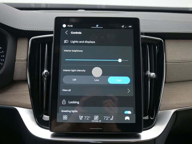 New 2026 Volvo XC90 B6 Plus image 17