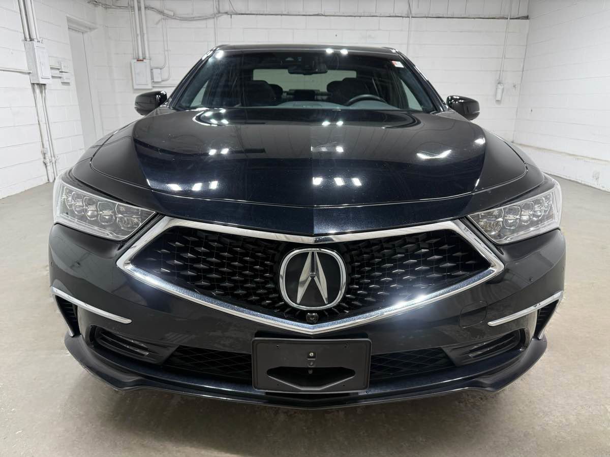 Used 2019 Acura RLX Sport Hybrid w/ Advance Pkg AWD/4WD image 2