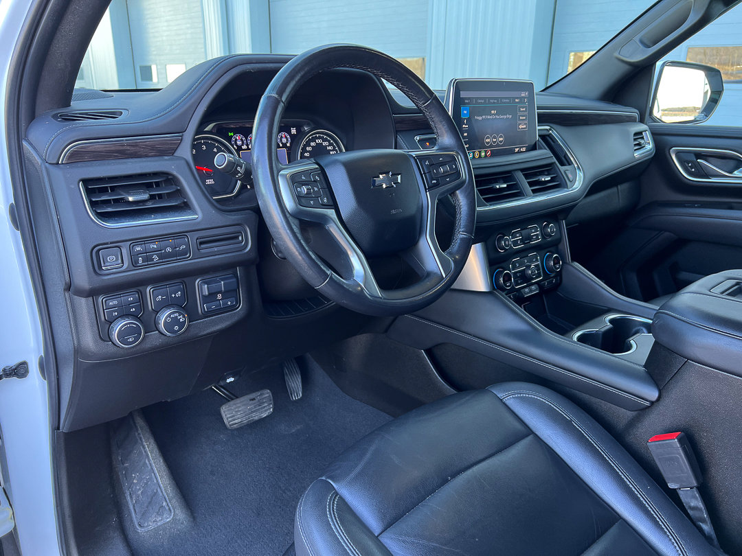 Used 2021 Chevrolet Tahoe Z71 w/ Z71 Off-Road Package AWD/4WD image 18
