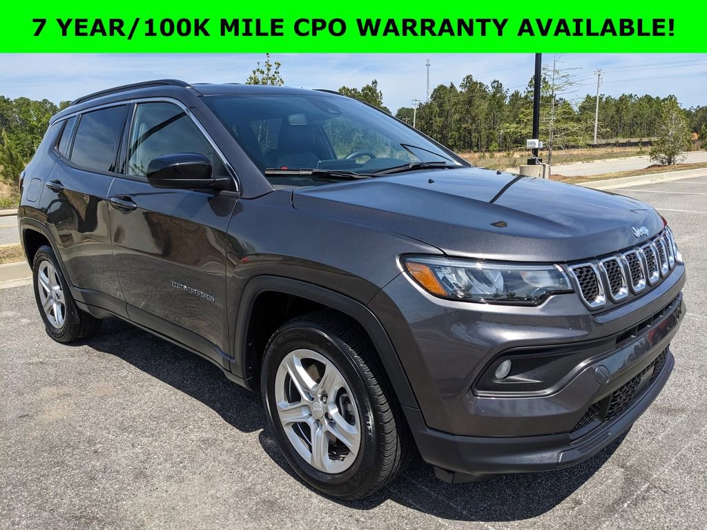 Used 2024 Jeep Compass Latitude AWD/4WD image 8