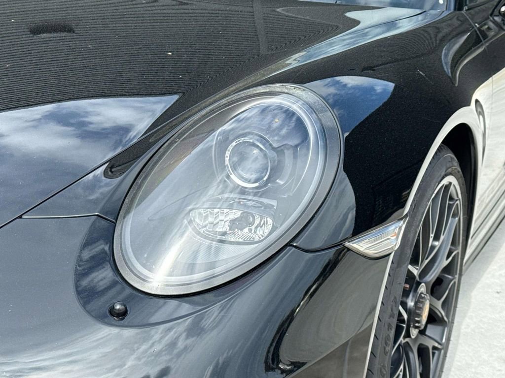 Certified 2016 Porsche 911 Carrera GTS image 7