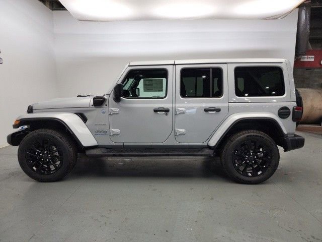 New 2024 Jeep Wrangler Unlimited Sahara image 5