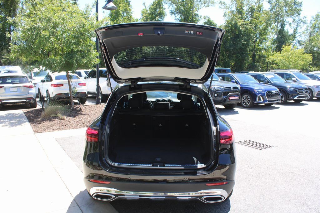 Certified 2025 Mercedes-Benz GLC 350e image 7