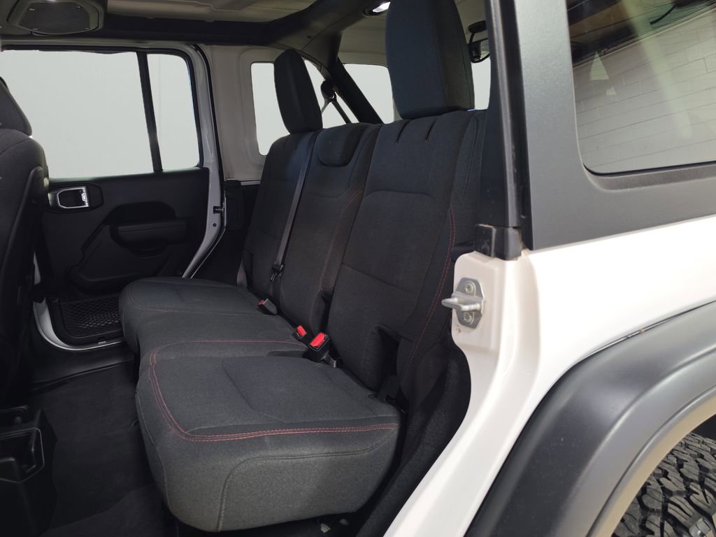 Certified 2025 Jeep Wrangler Unlimited Rubicon AWD/4WD image 13