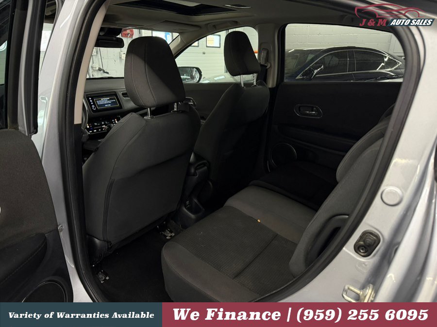Used 2019 Honda HR-V EX image 29
