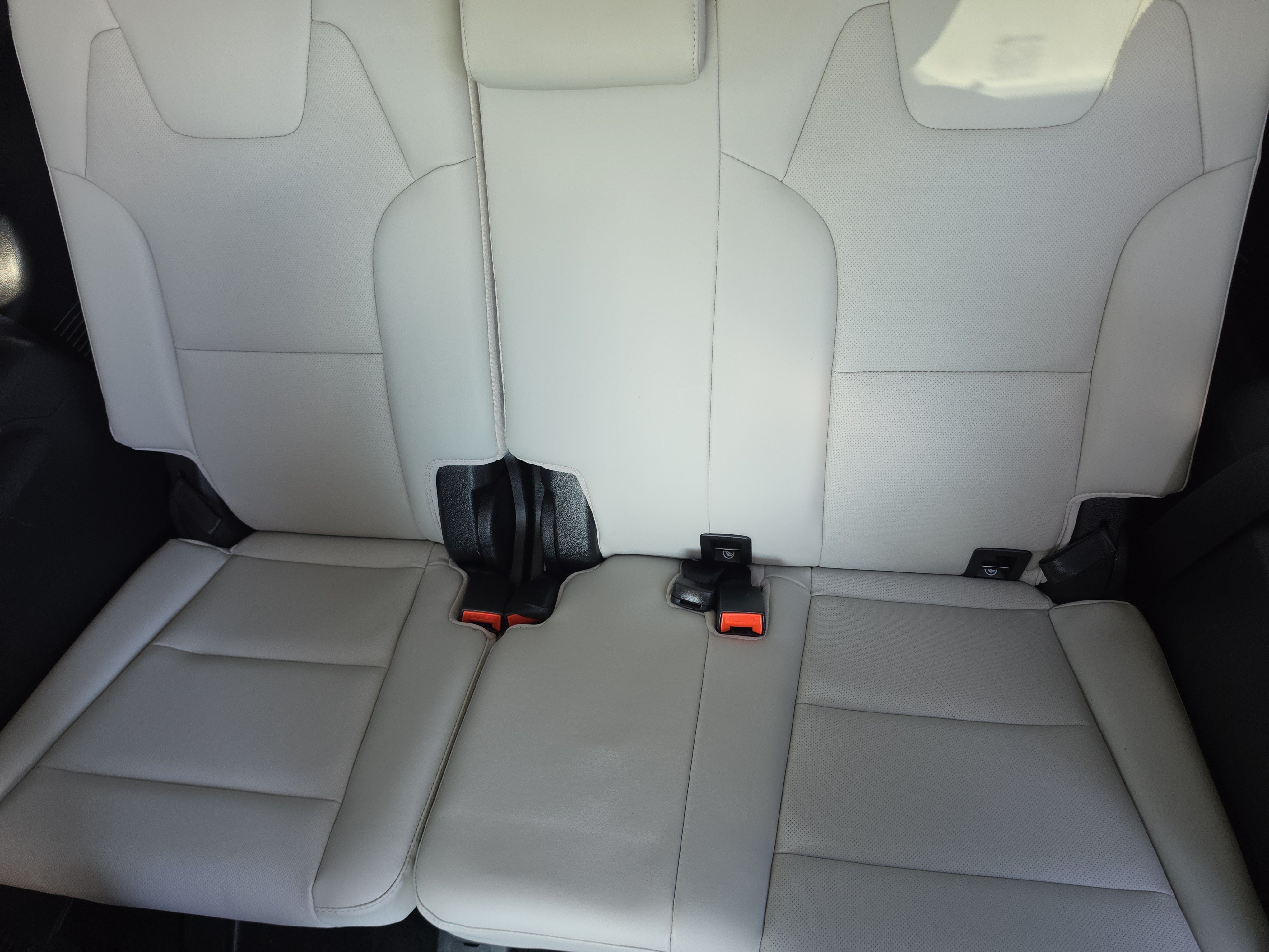 Certified 2021 Kia Telluride EX w/ EX Premium Package FWD image 18