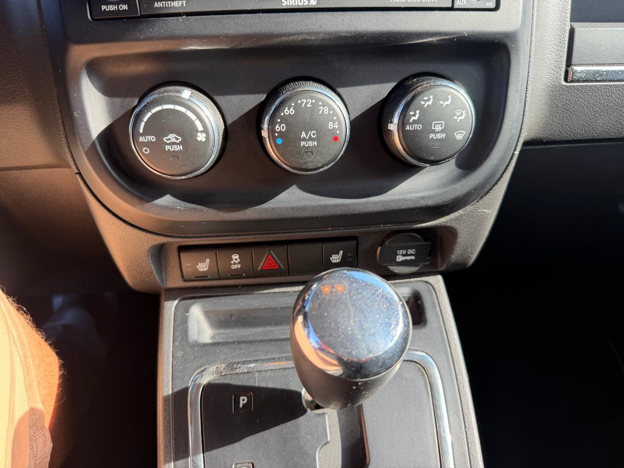 Used 2012 Jeep Patriot Limited w/ Sun/Sound Group AWD/4WD image 19