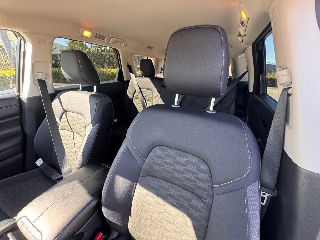 New 2025 Nissan Pathfinder SV image 14