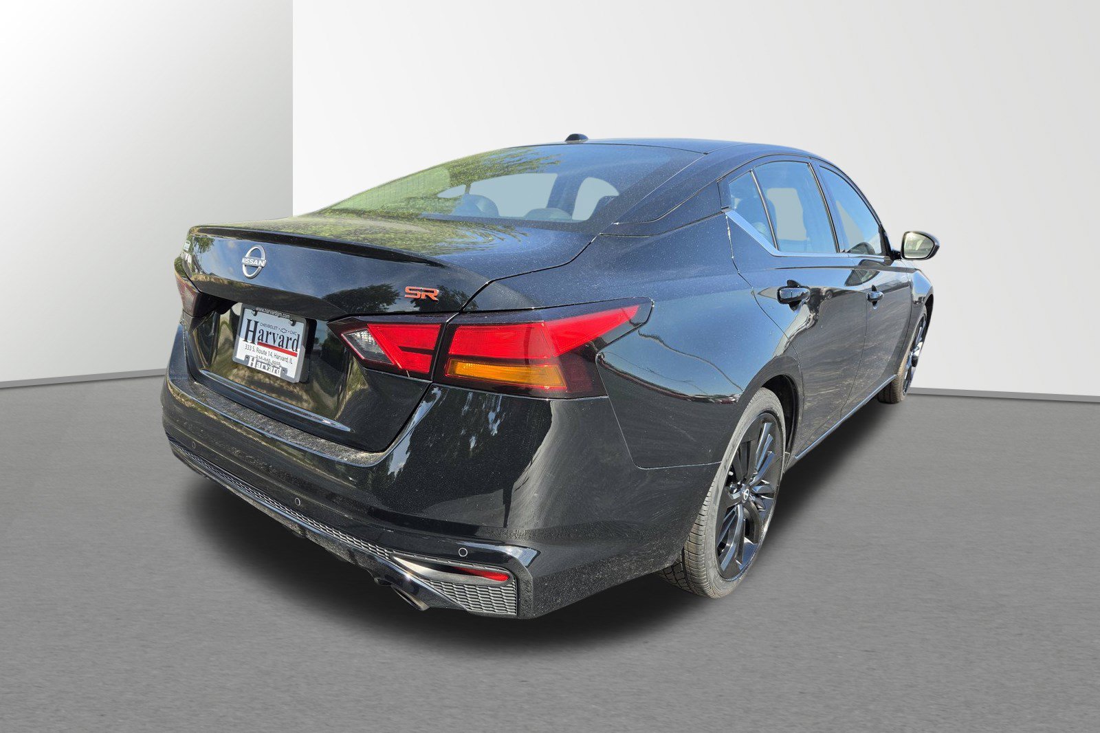 Used 2024 Nissan Altima 2.5 SR FWD image 4
