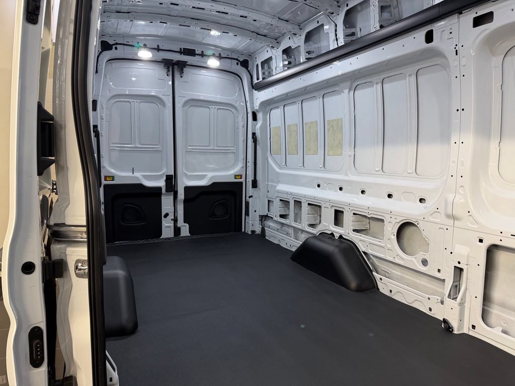 New 2026 Ford Transit 350 148 High Roof Extended RWD image 28