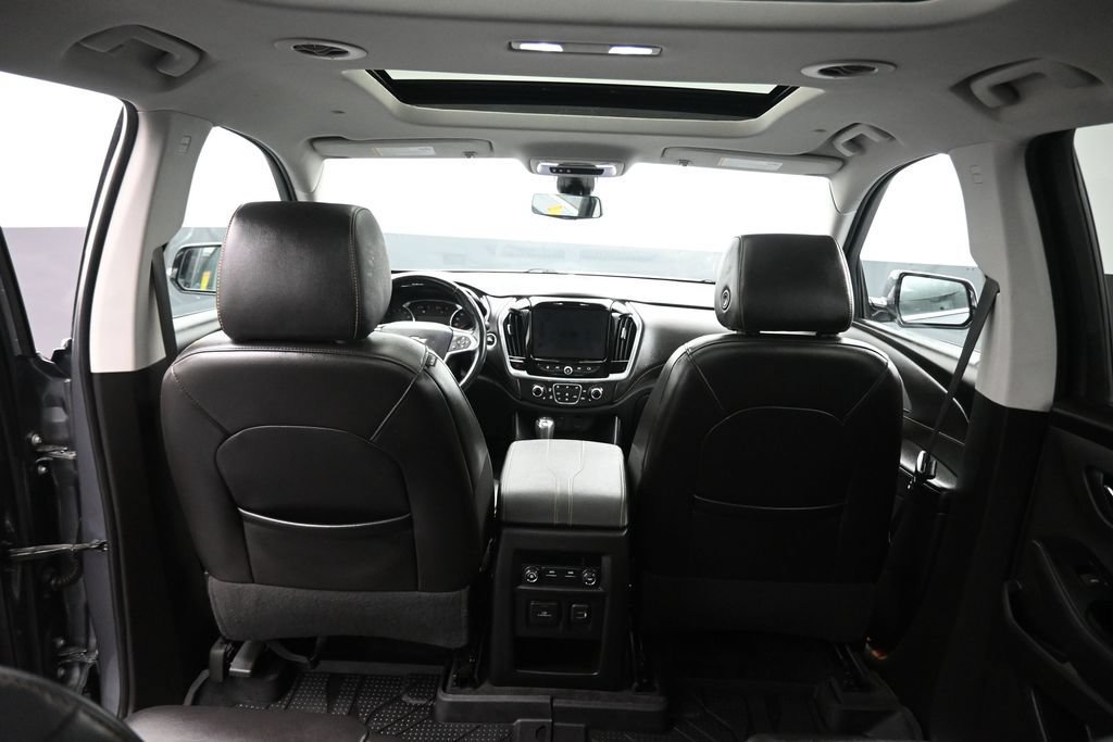 Used 2020 Chevrolet Traverse LT w/ LT Premium Package AWD/4WD image 43