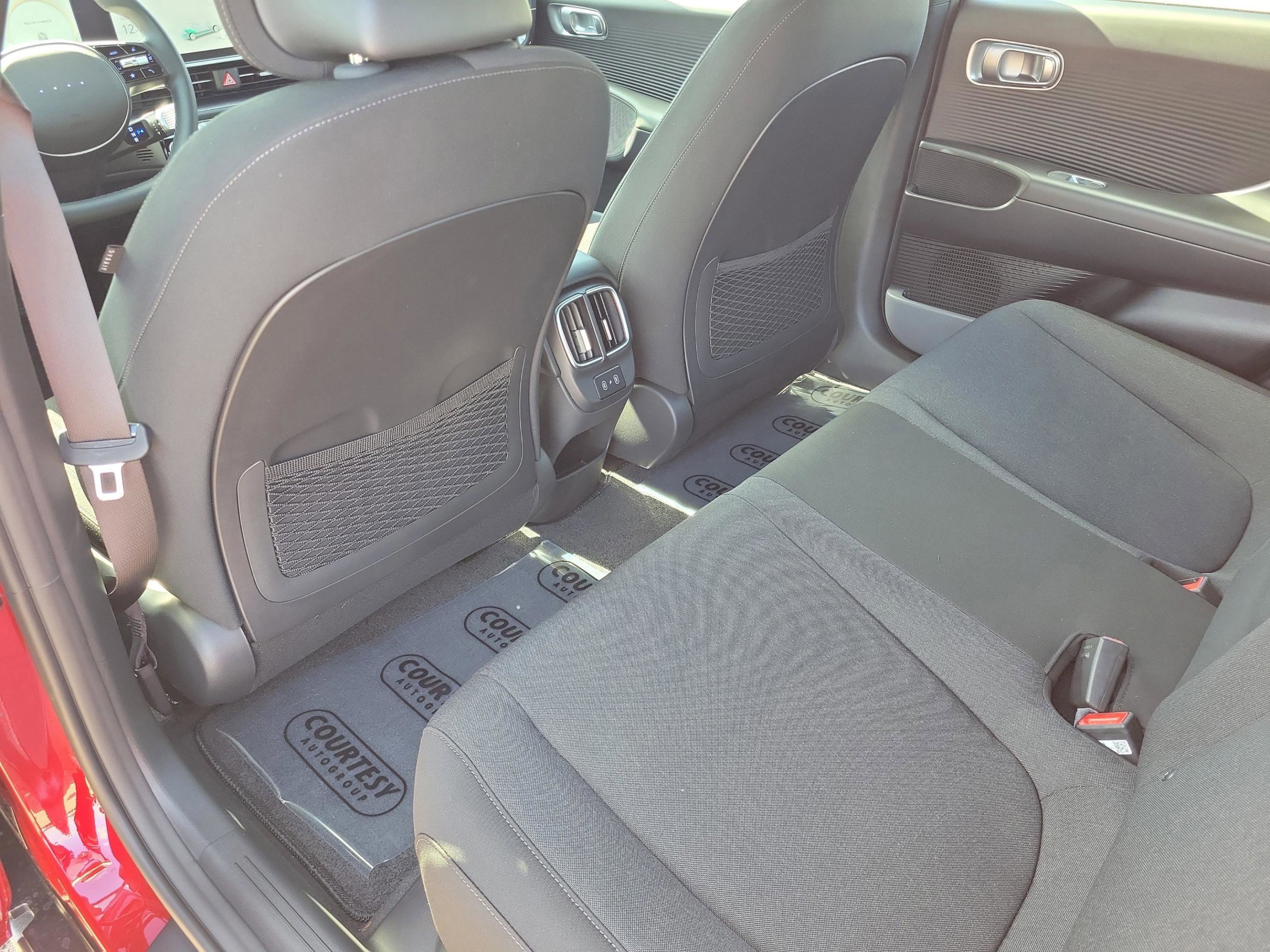 New 2025 Hyundai Ioniq 6 SE image 33