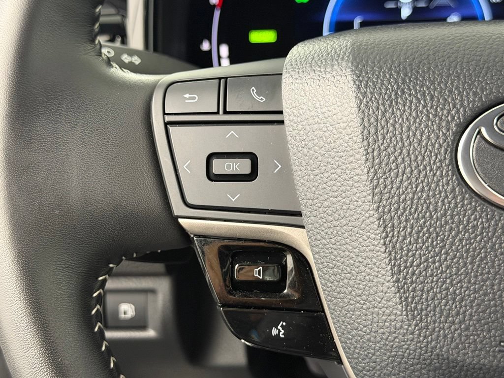 Used 2026 Toyota Camry SE FWD image 26