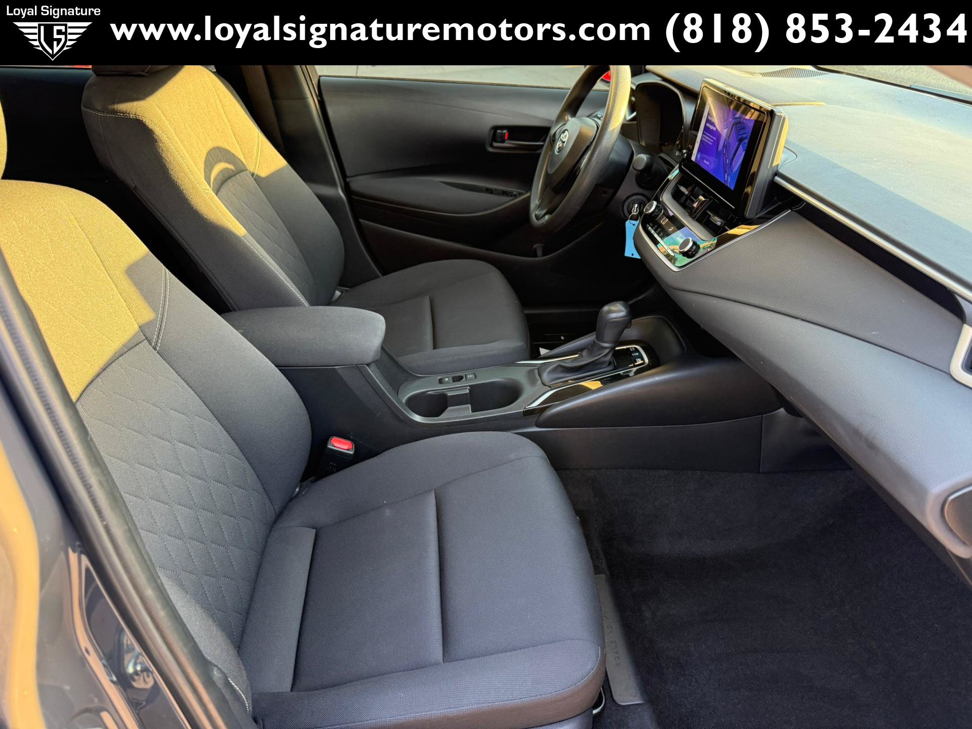 Used 2024 Toyota Corolla LE FWD image 27