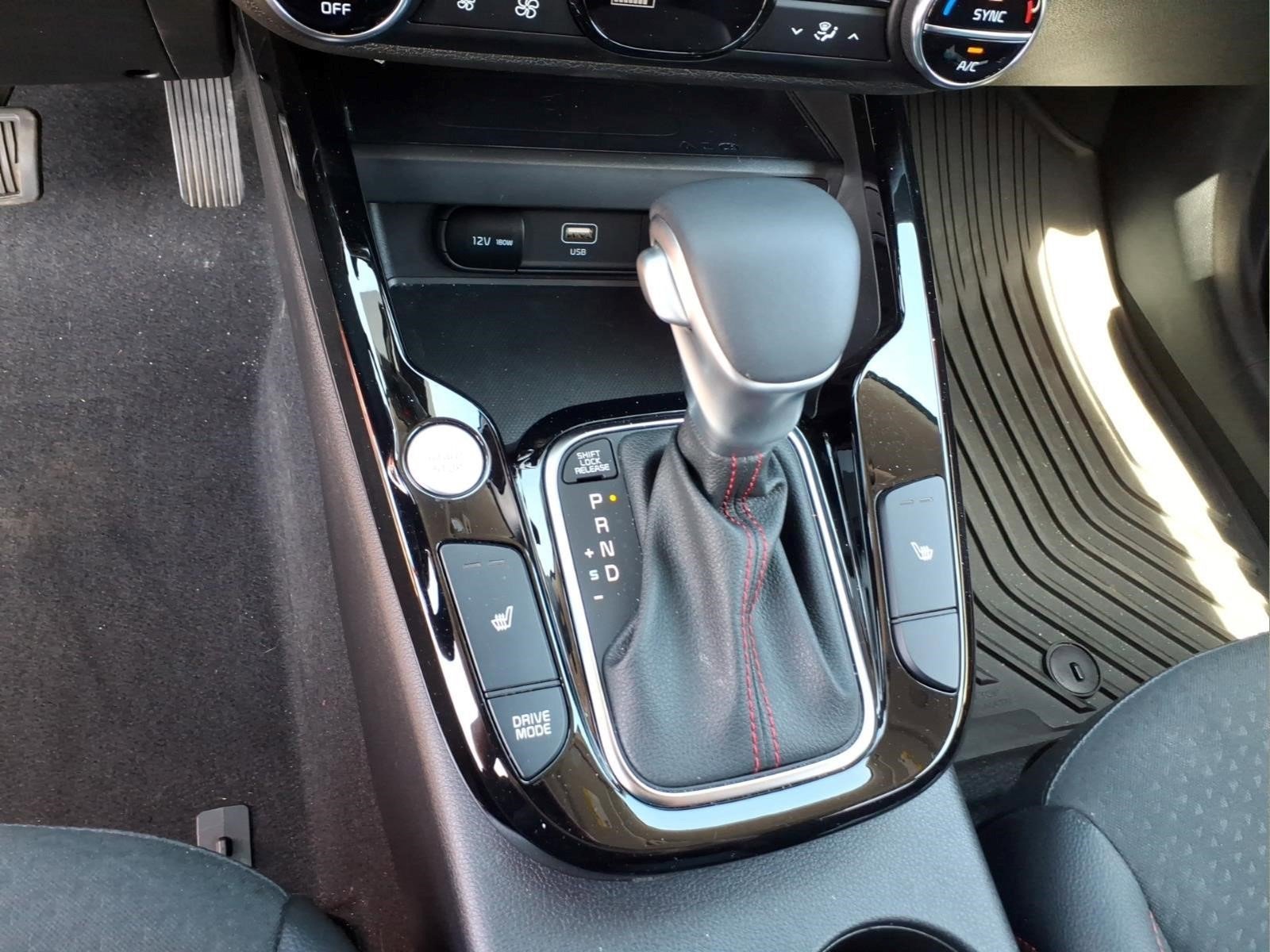 Used 2025 Kia Soul GT-Line w/ GT-Line Technology Package FWD image 27