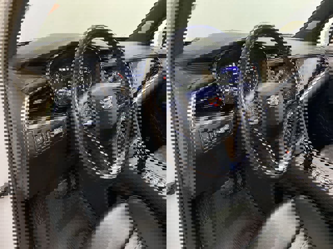 Used 2020 Cadillac XT6 Premium Luxury w/ Platinum Package image 2