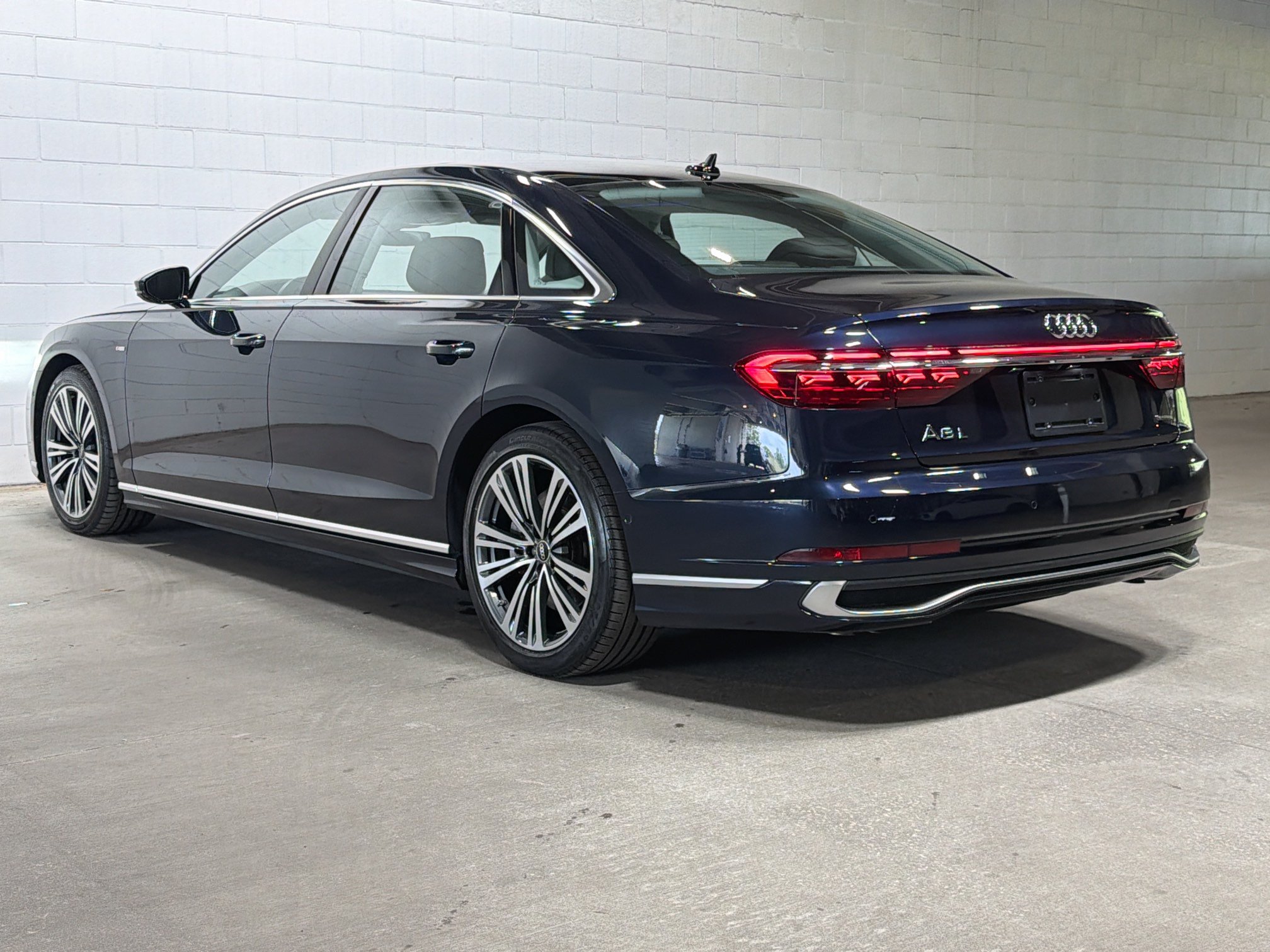 Used 2023 Audi A8 L 3.0T w/ Luxury Package AWD/4WD image 3