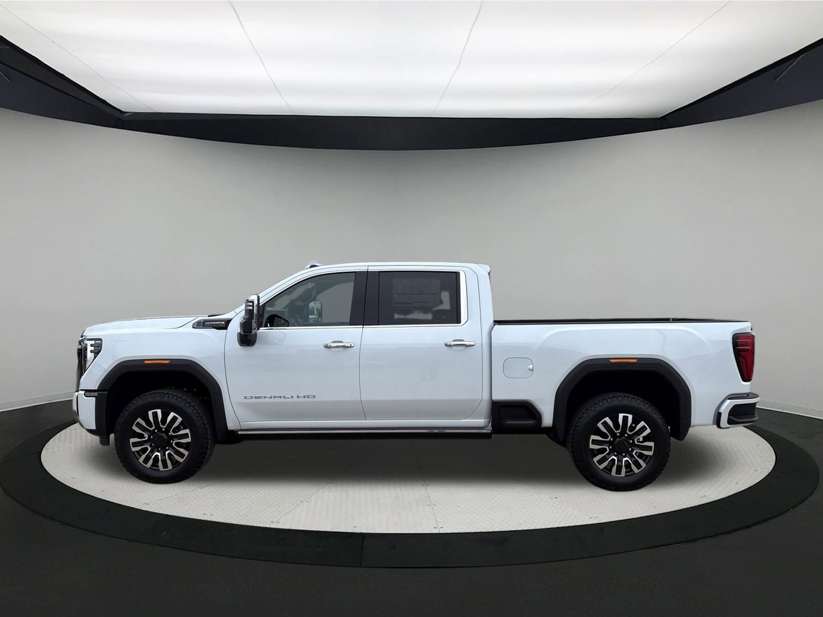 New 2026 GMC Sierra 2500 Denali Ultimate image 4