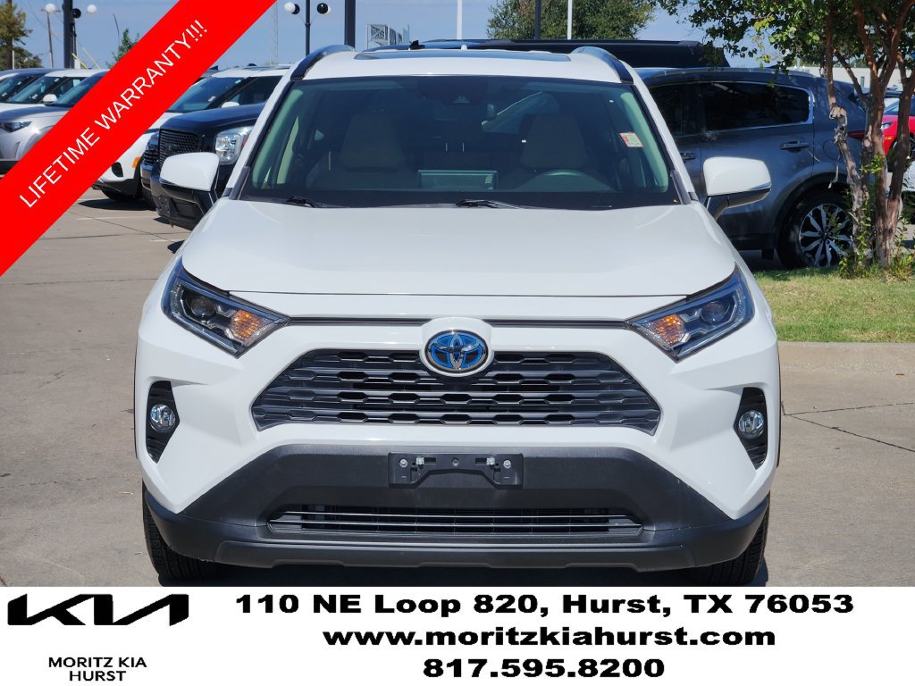 Used 2019 Toyota RAV4 XLE w/ Convenience Package AWD/4WD image 11