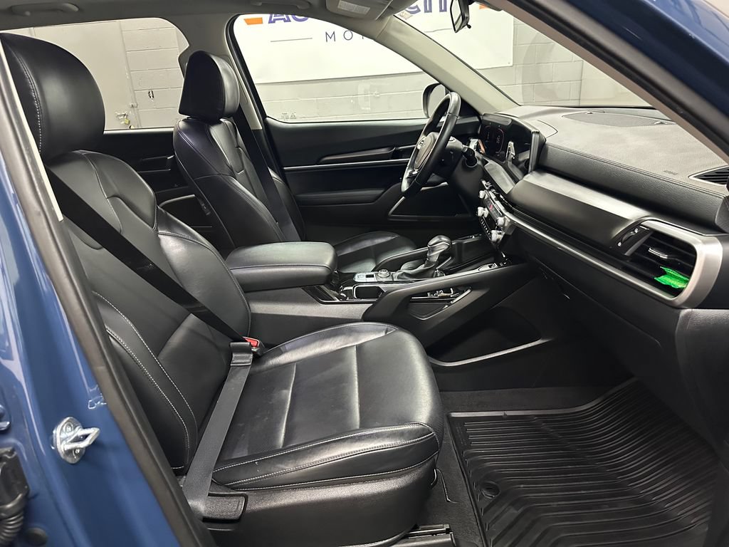 Used 2023 Kia Telluride S w/ S Sunroof Package AWD/4WD image 18