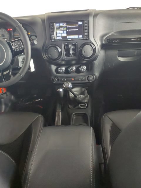 Used 2017 Jeep Wrangler Unlimited Sahara AWD/4WD image 20