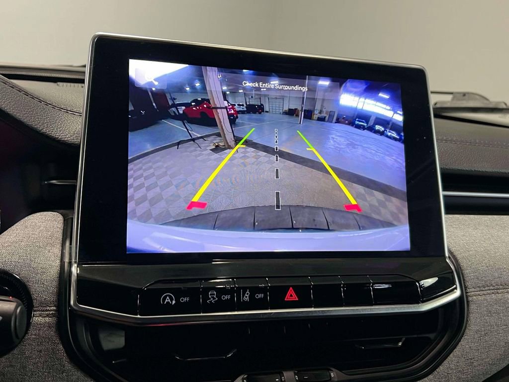 Used 2022 Jeep Compass Latitude image 30