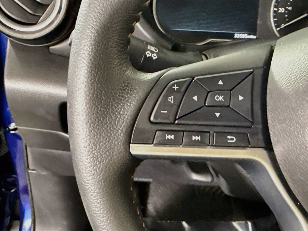 Certified 2020 Nissan Kicks SR w/ SR Premium Package FWD image 19