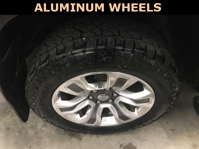 Used 2019 RAM 1500 Laramie Longhorn w/ Body-Colour Bumper Group image 11