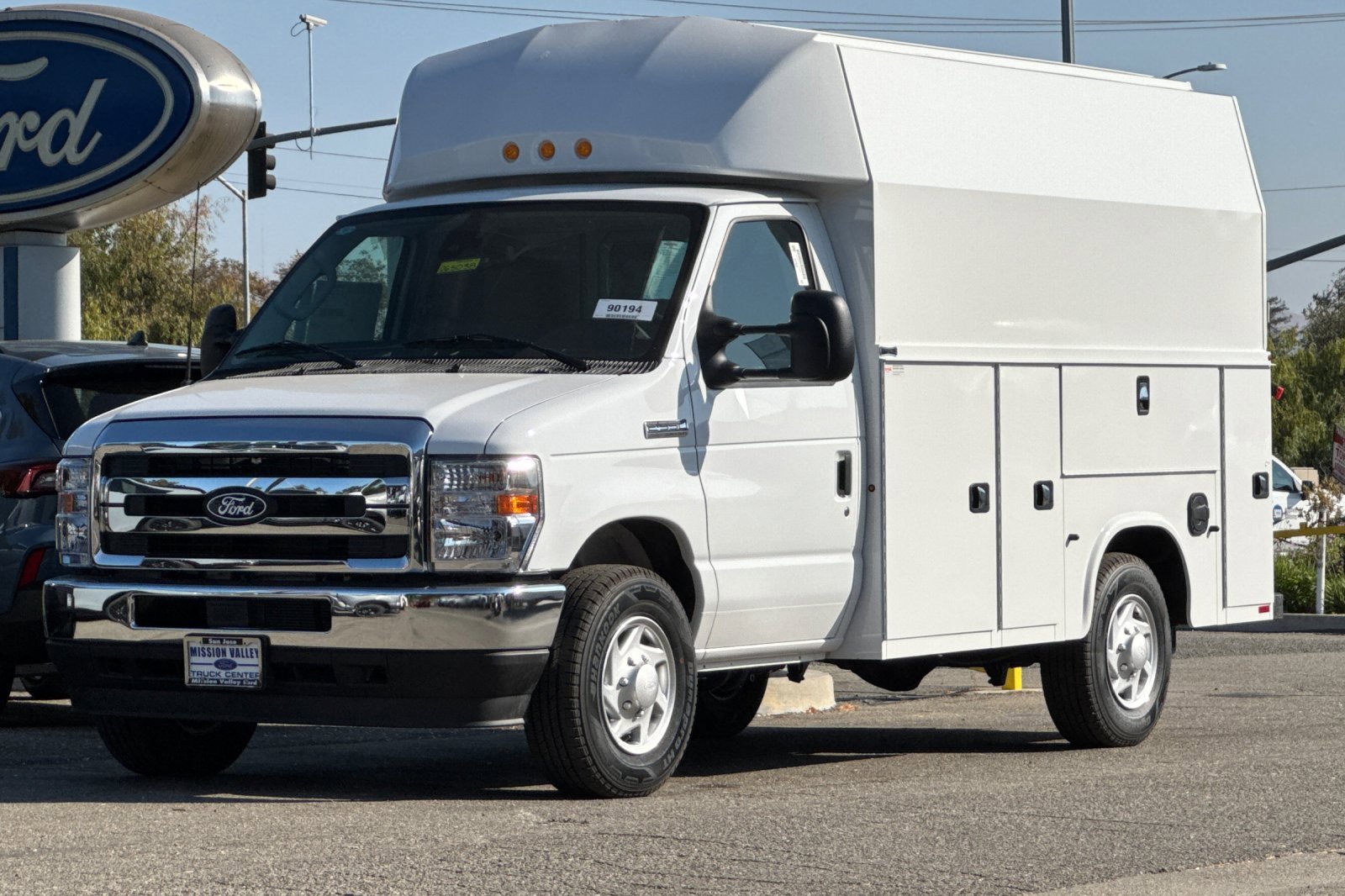 New 2026 Ford E-350 and Econoline 350 Super Duty w/ Power Equipment Group image 8