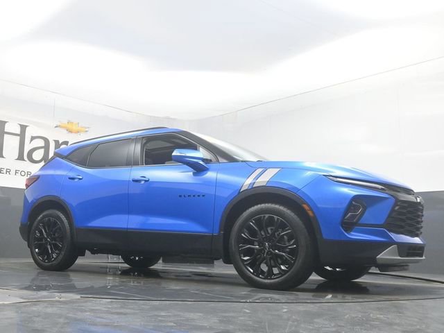 Used 2024 Chevrolet Blazer LT w/ LPO, Black Sport Package image 2