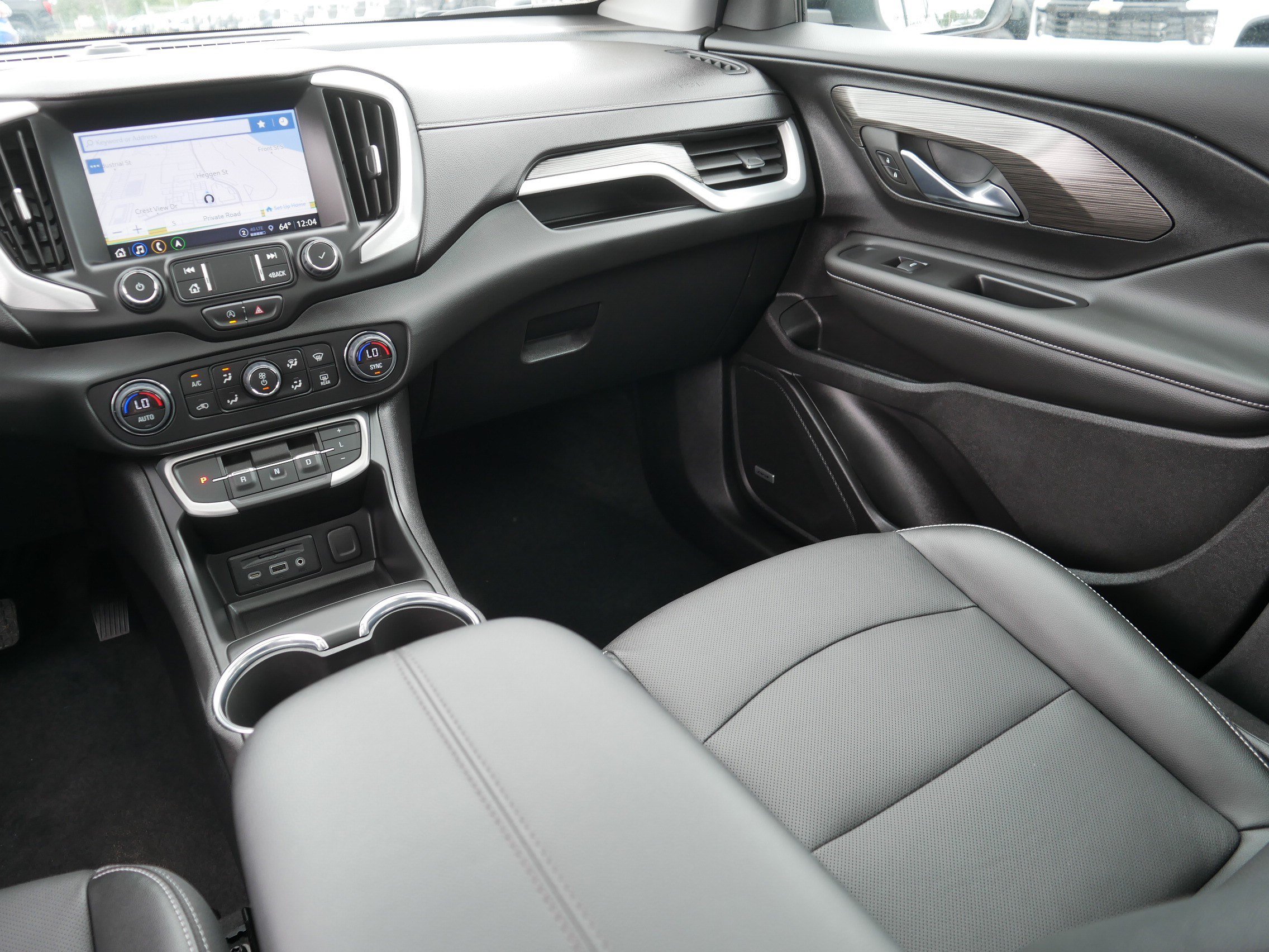 Used 2023 GMC Terrain SLT w/ Infotainment Package II AWD/4WD image 11