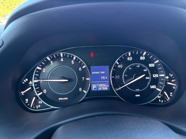 Used 2017 Nissan Armada Platinum w/ Captain Seat Package RWD image 14