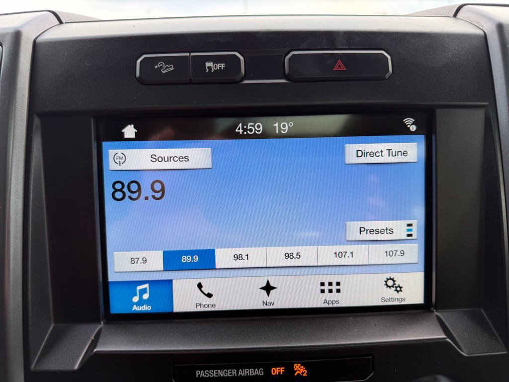 Used 2017 Ford F150 XLT w/ Equipment Group 302A Luxury AWD/4WD image 6