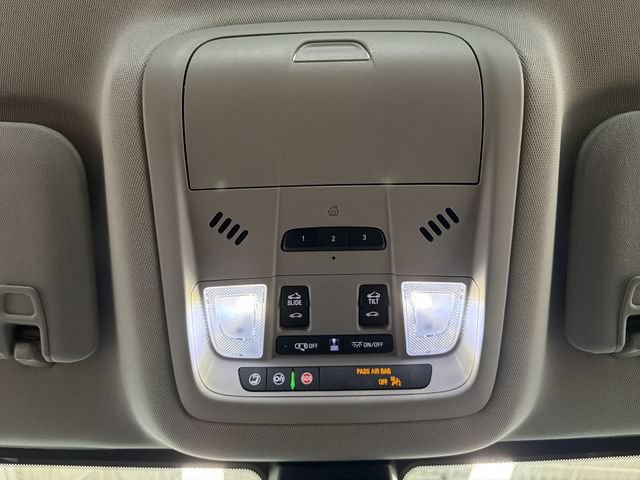Used 2021 GMC Acadia SLT w/ Premium Package AWD/4WD image 22