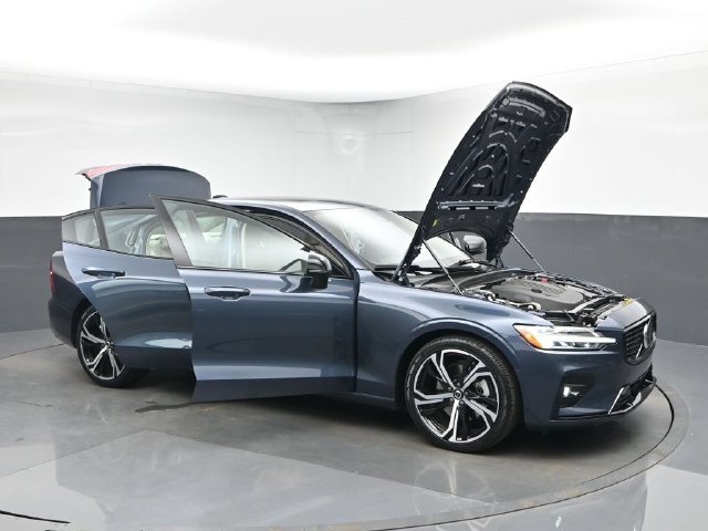 Used 2024 Volvo S60 B5 Plus w/ Climate Package FWD image 51