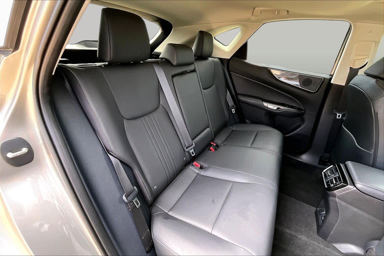 Used 2025 Lexus NX 250 FWD w/ Accessory Package (Z1) image 20