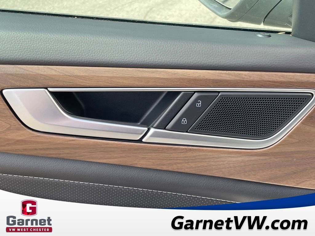 New 2026 Volkswagen Atlas SE image 30