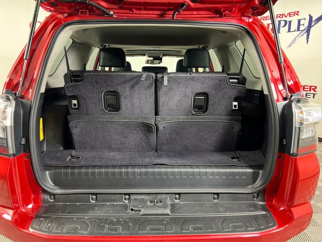 Used 2022 Toyota 4Runner SR5 Premium w/ Moonroof Package RWD image 24