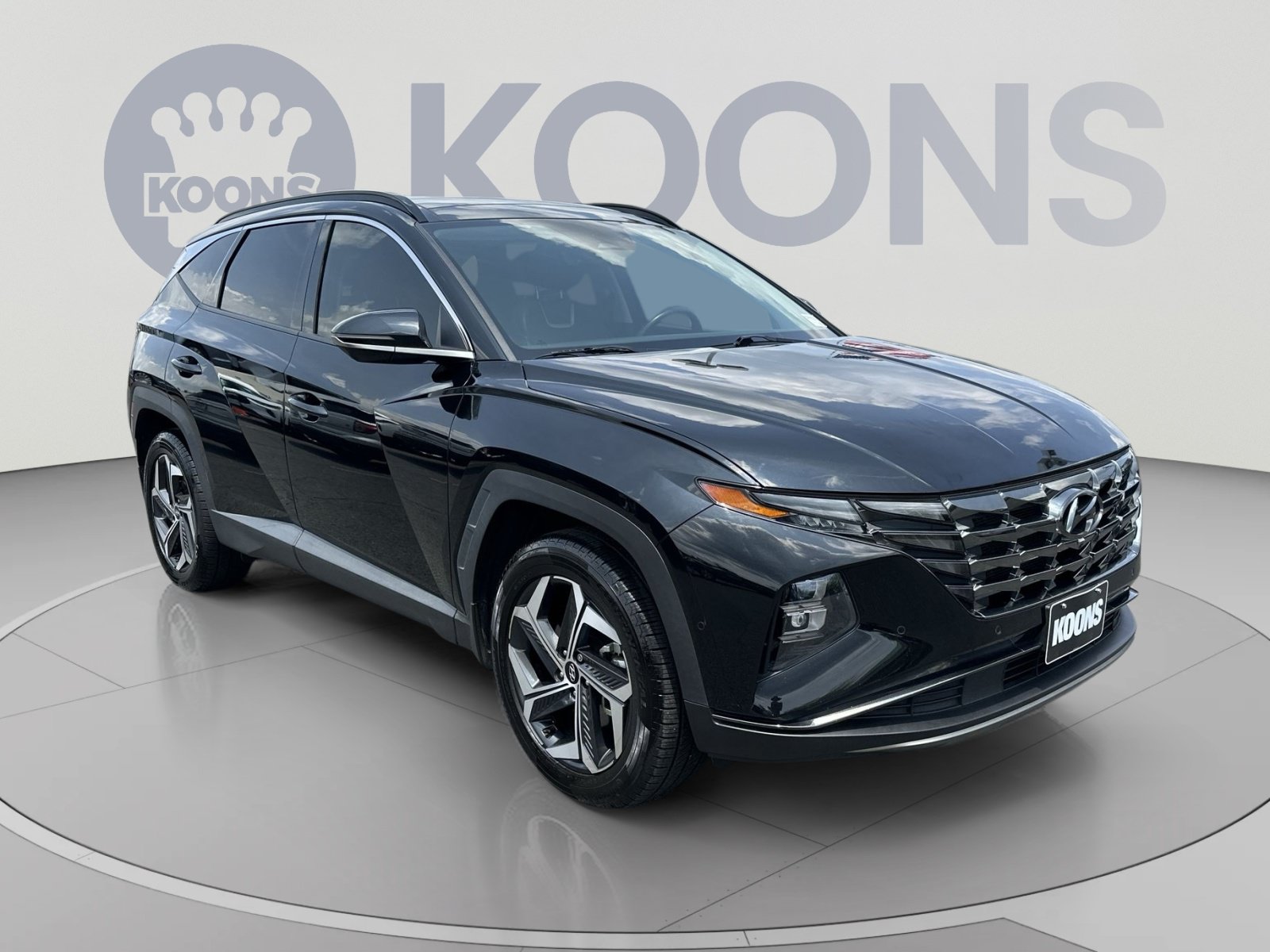 Used 2022 Hyundai Tucson Limited w/ Cargo Package AWD/4WD image 2