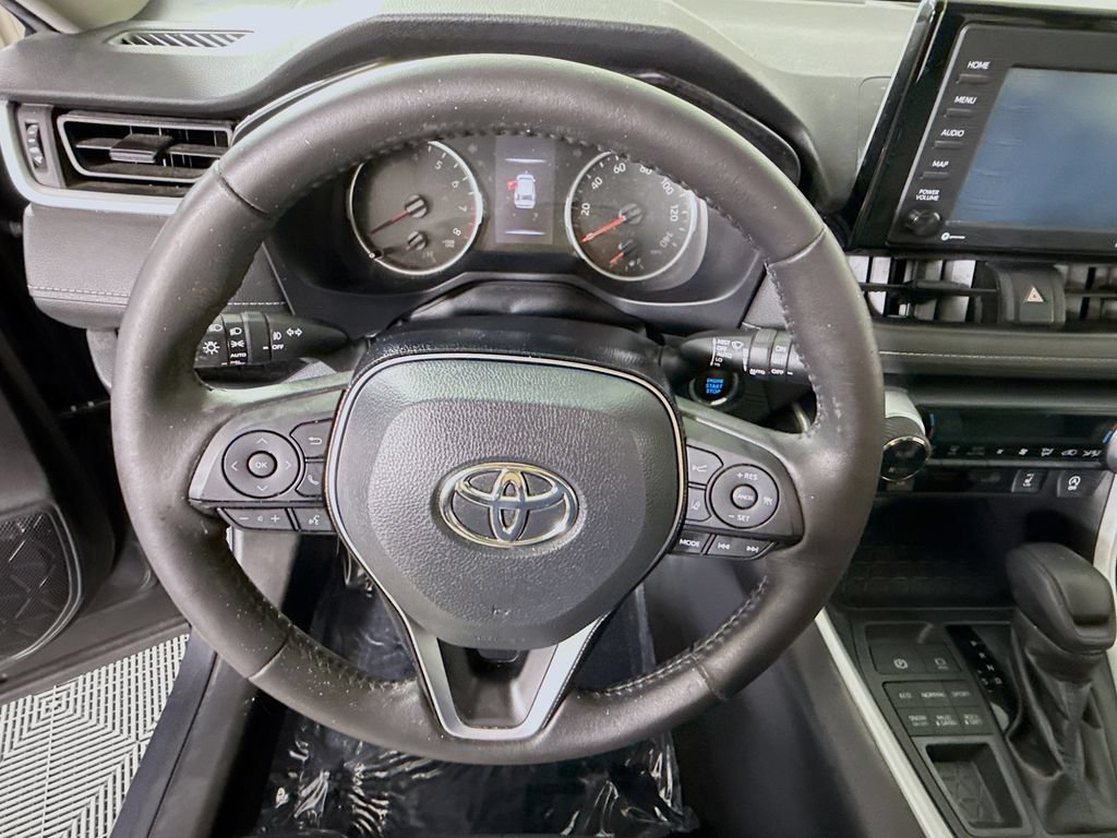 Certified 2020 Toyota RAV4 XLE w/ Convenience Package AWD/4WD image 21