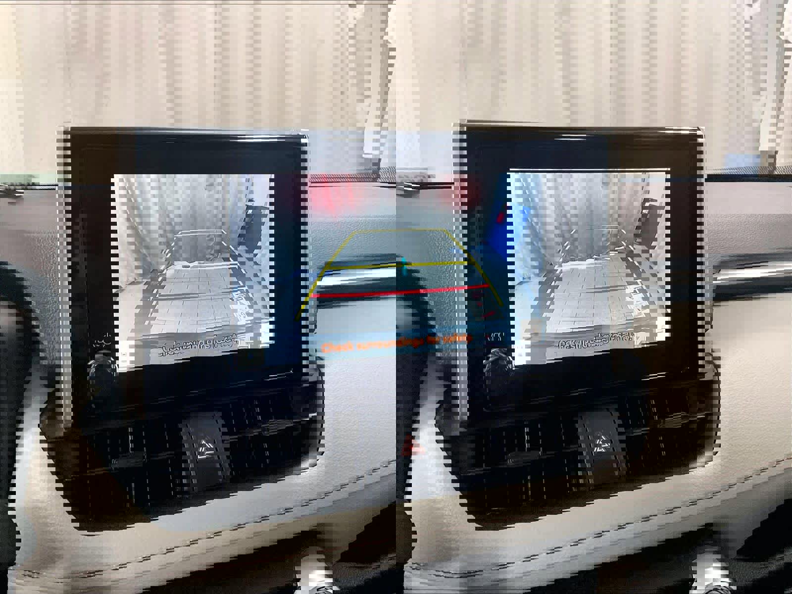 Used 2025 Toyota RAV4 XLE image 19