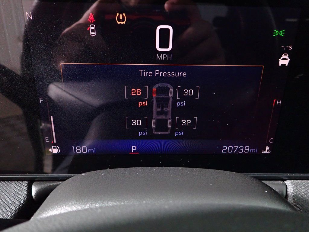 Used 2024 Chevrolet TrailBlazer RS image 22