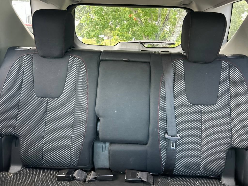 Used 2015 Chevrolet Equinox LT w/ Driver Convenience Package FWD image 13