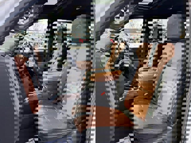 Used 2021 Chevrolet Silverado 1500 High Country w/ Technology Package image 13