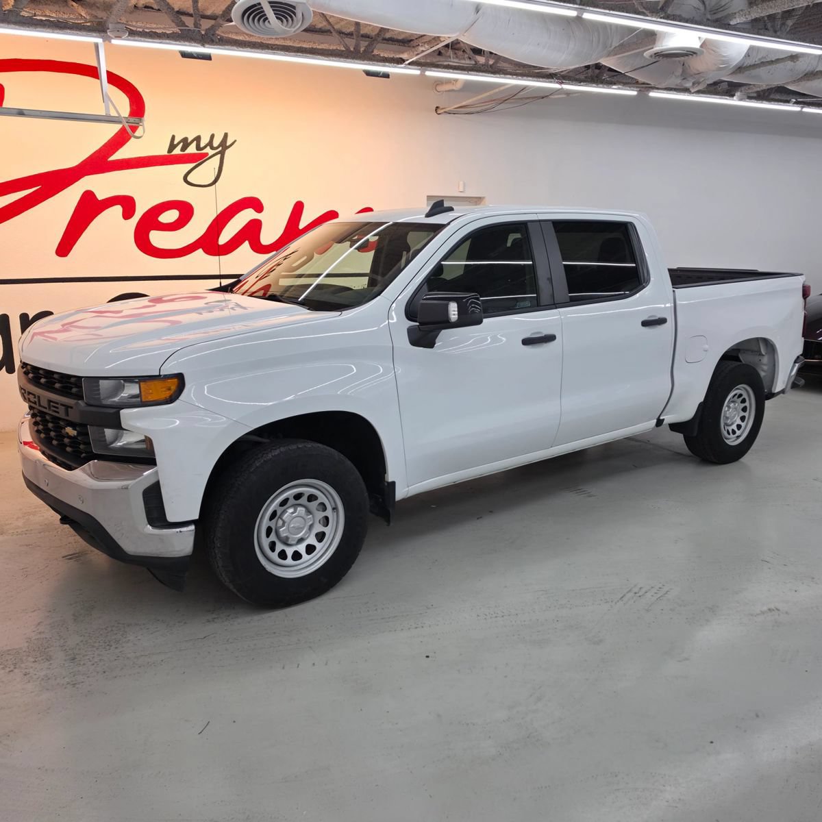 Used 2021 Chevrolet Silverado 1500 W/T w/ WT Value Package AWD/4WD image 2