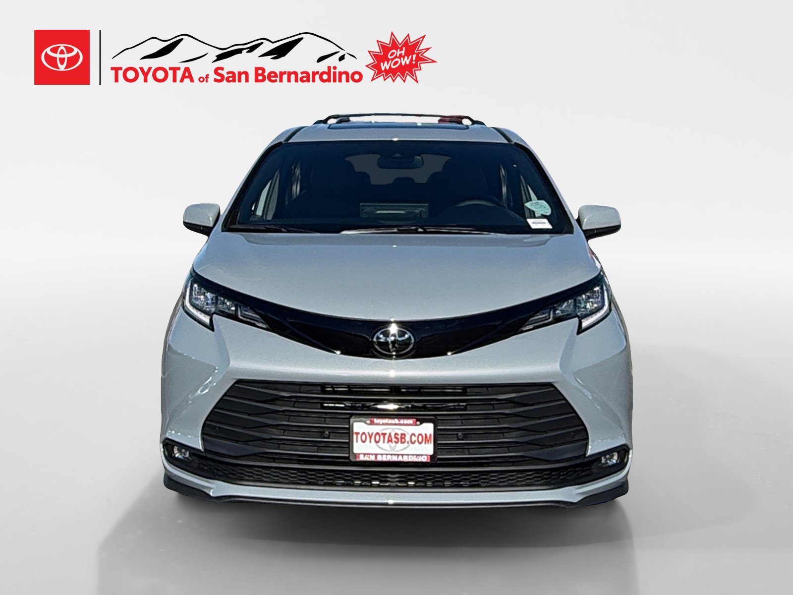 New 2026 Toyota Sienna XLE Woodland Edition AWD/4WD image 8